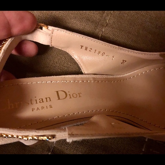Christian Dior - Picture 8 of 8